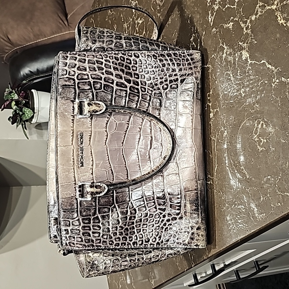 Micheal Kors Bleeker Embossed Mercer Satchel Tote Selma Snakeskin Camille Carine